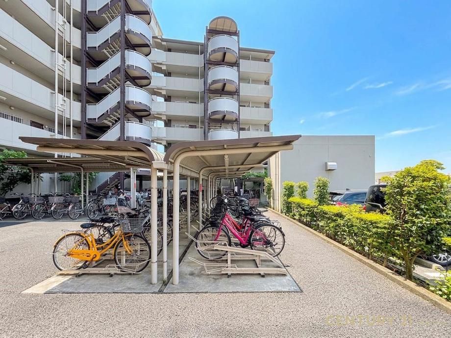 3LDK Apartment for Sale in Iwatsuki, Saitama City - 62.08m2 - Thumbnail 3