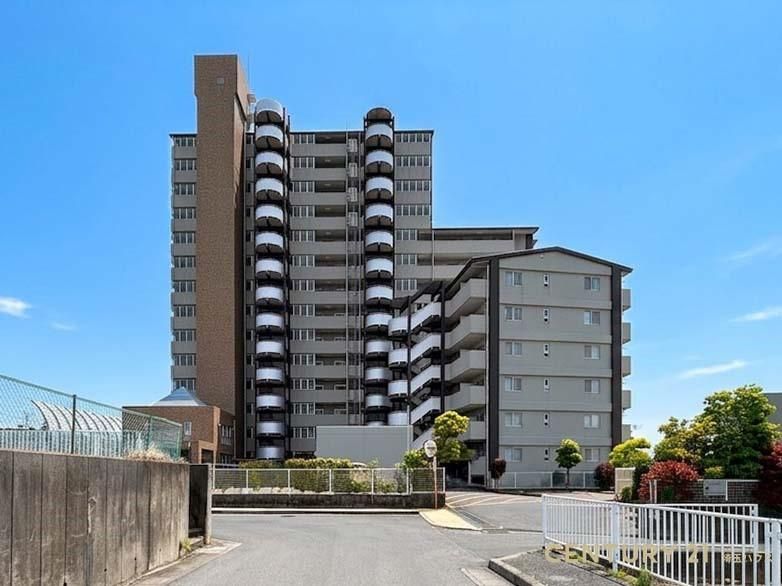 3LDK Apartment for Sale in Iwatsuki, Saitama City - 62.08m2 - Thumbnail 2