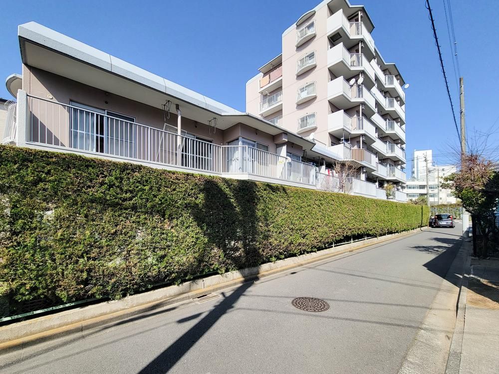 4LDK Apartment for Sale near Warabi Station, Saitama - Thumbnail 3