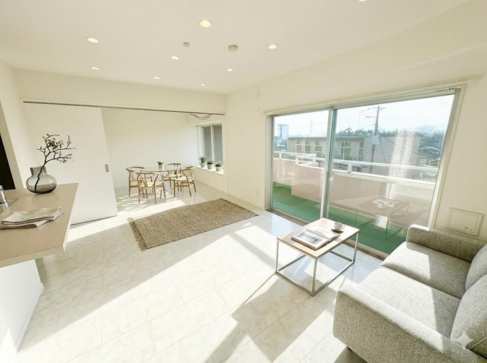 Renovated 3LDK Apartment in Ebina, Kanagawa - Thumbnail 4