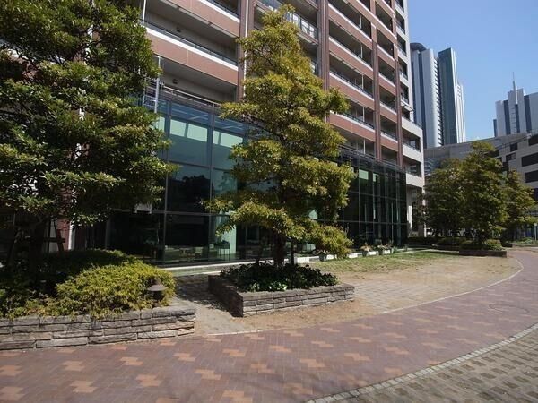 2LDK Apartment for Sale in Nakamaruko, Kawasaki City - Thumbnail 4