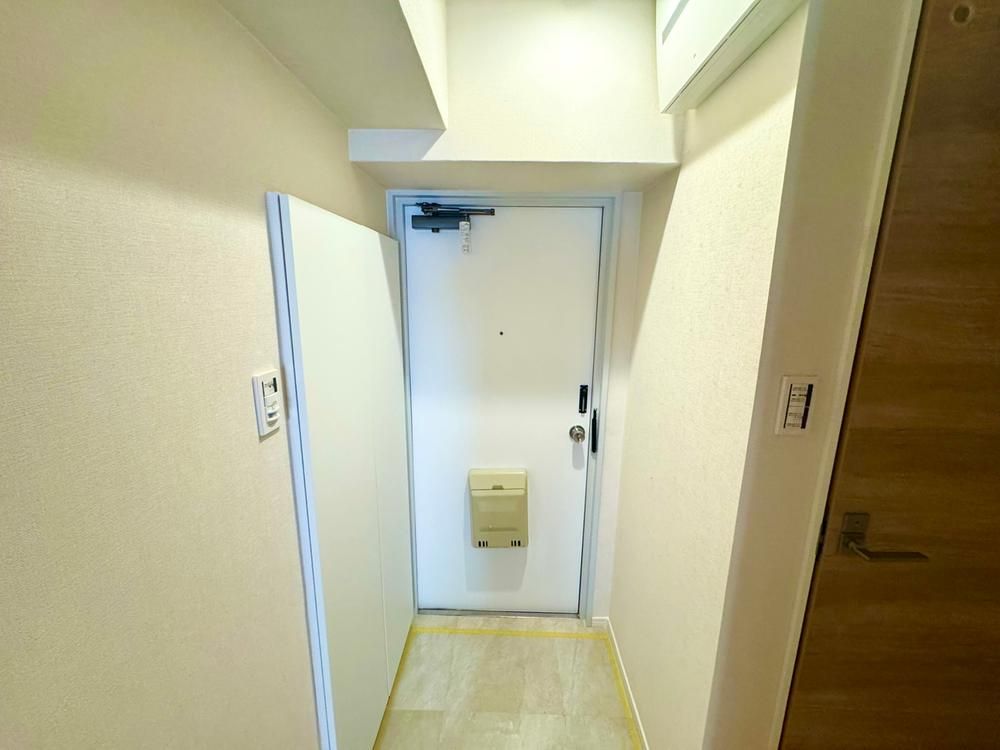 Renovated 1LDK Apartment Near Sakuragaoka Station, Yamato - Thumbnail 3
