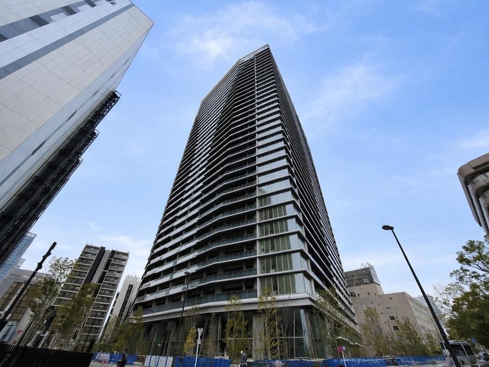 2LDK Apartment for Sale in Minato, Tokyo - Livio Tower Shinagawa - Thumbnail 3