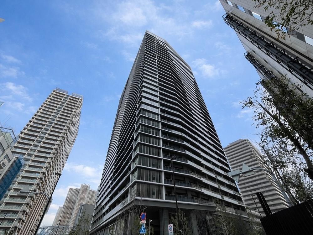 2LDK Apartment for Sale in Minato, Tokyo - Livio Tower Shinagawa - Thumbnail 2