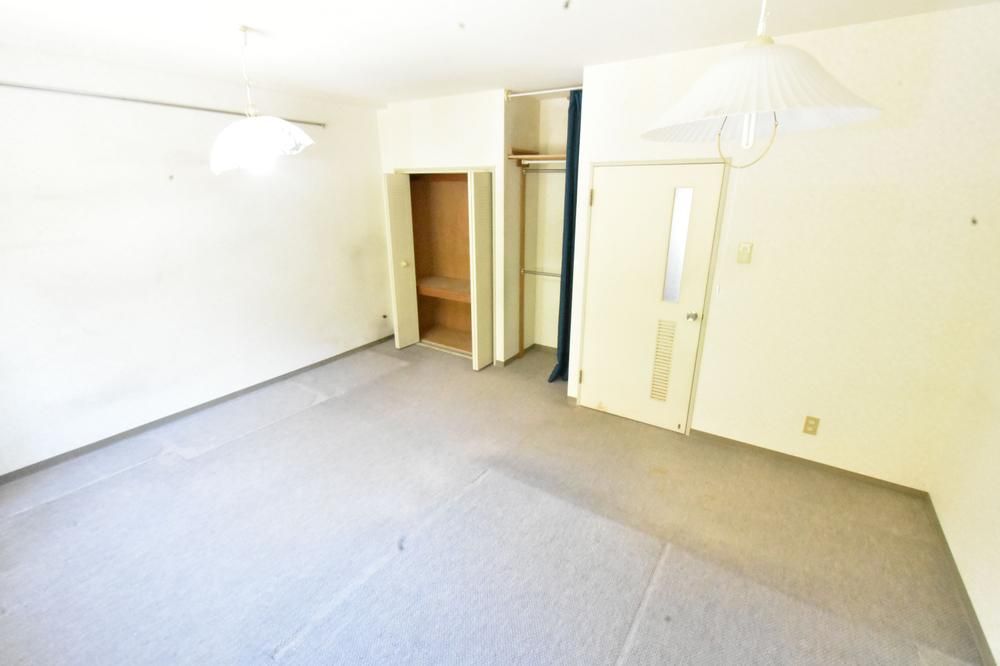 2LDK Apartment for Sale in Minami-ku, Sapporo, Hokkaido - Thumbnail 2