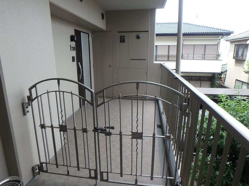 3LDK Apartment in Funabashi, Chiba - Renovated Corner Unit - Thumbnail 3