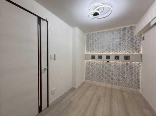 Renovated 3LDK Apartment in Central Sapporo, Hokkaido - Thumbnail 3