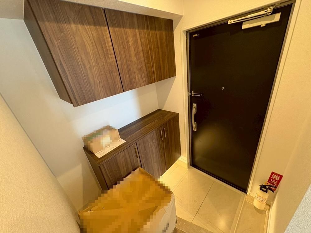 3LDK Renovated Corner Apartment in Naha, Okinawa - Thumbnail 4