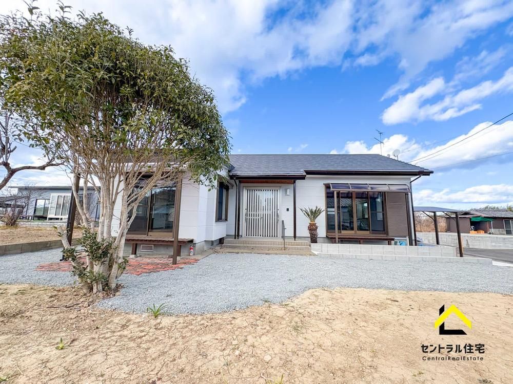 Renovated 2LDK House for Sale in Miyazaki City - Thumbnail 2