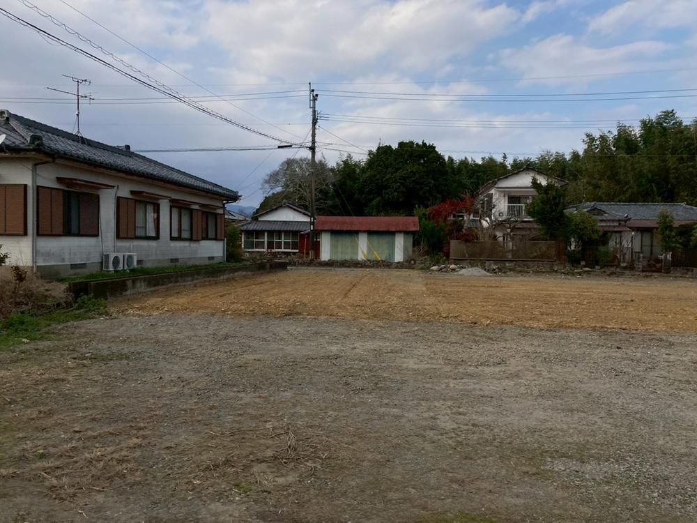 Land for Sale in Takanabe-cho, Miyazaki - 1117 sqm Corner Lot - Thumbnail 2