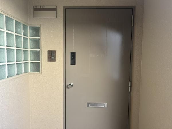 Renovated 3LDK Apartment in Kamoike New Town, Kagoshima City - Thumbnail 2