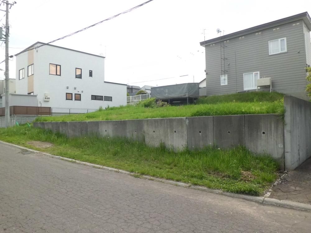 327 sqm Building Land in Kitahiroshima, Hokkaido - Thumbnail 2