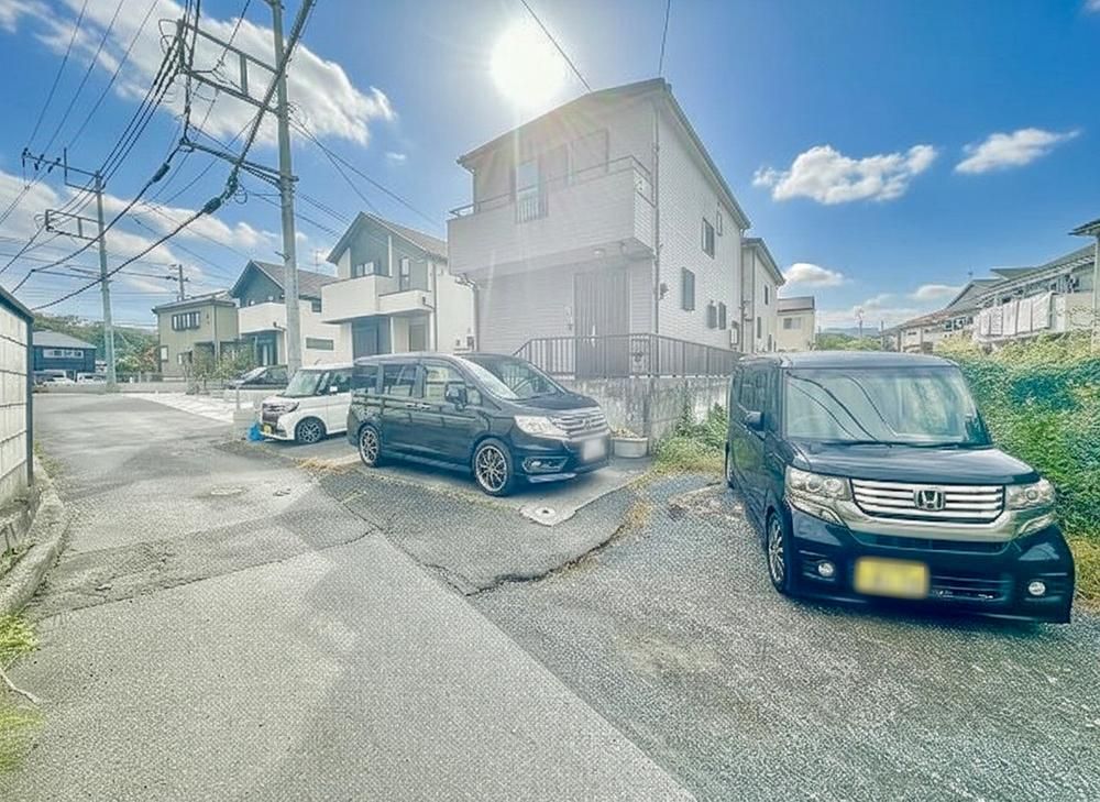 4LDK House for Sale in Hachioji, Tokyo - 175m² Land - Thumbnail 2