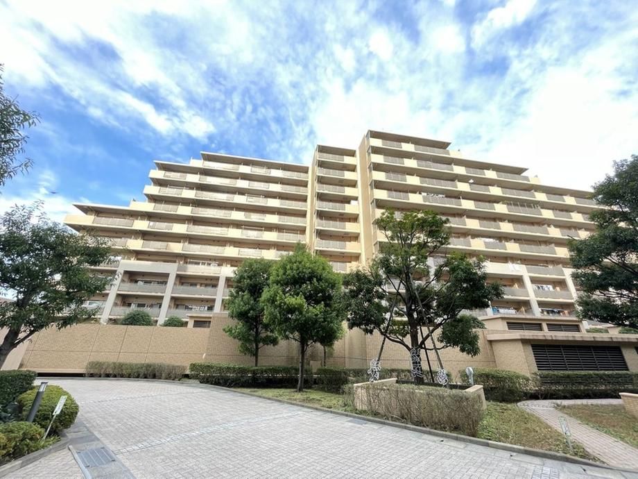 3LDK Apartment for Sale in Kawasaki Ward, Kanagawa - Thumbnail 2