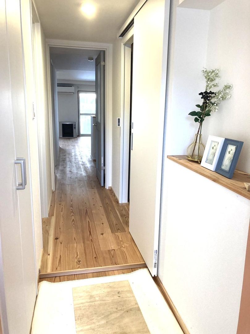 Renovated 2LDK Apartment in Sapporo, Hokkaido - 64.37m² - Thumbnail 2