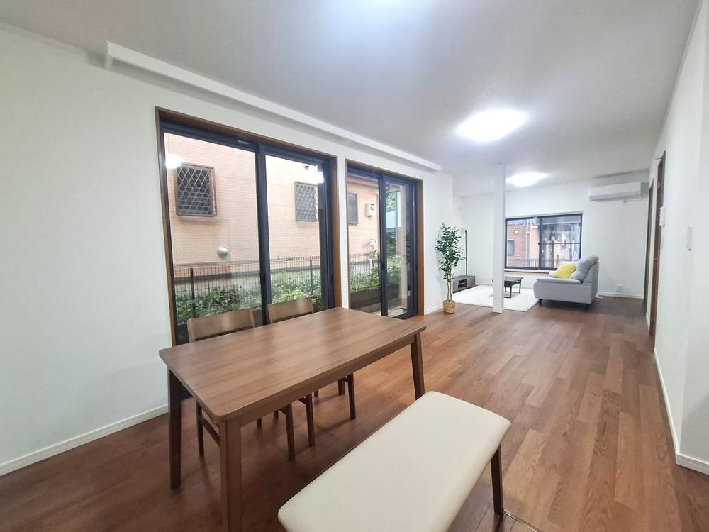 Renovated 3LDK Detached House in Tama City, Tokyo - Thumbnail 2