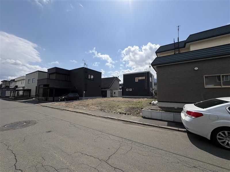 Land for Sale in Teine Sapporo 209 sqm Freehold - Thumbnail 3