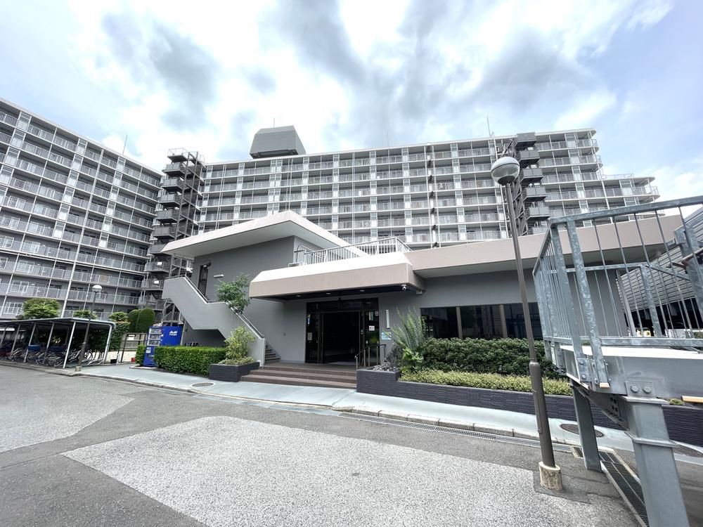 2LDK Apartment for Sale in Saitama City, Kita Ward - 66 sqm - Thumbnail 4