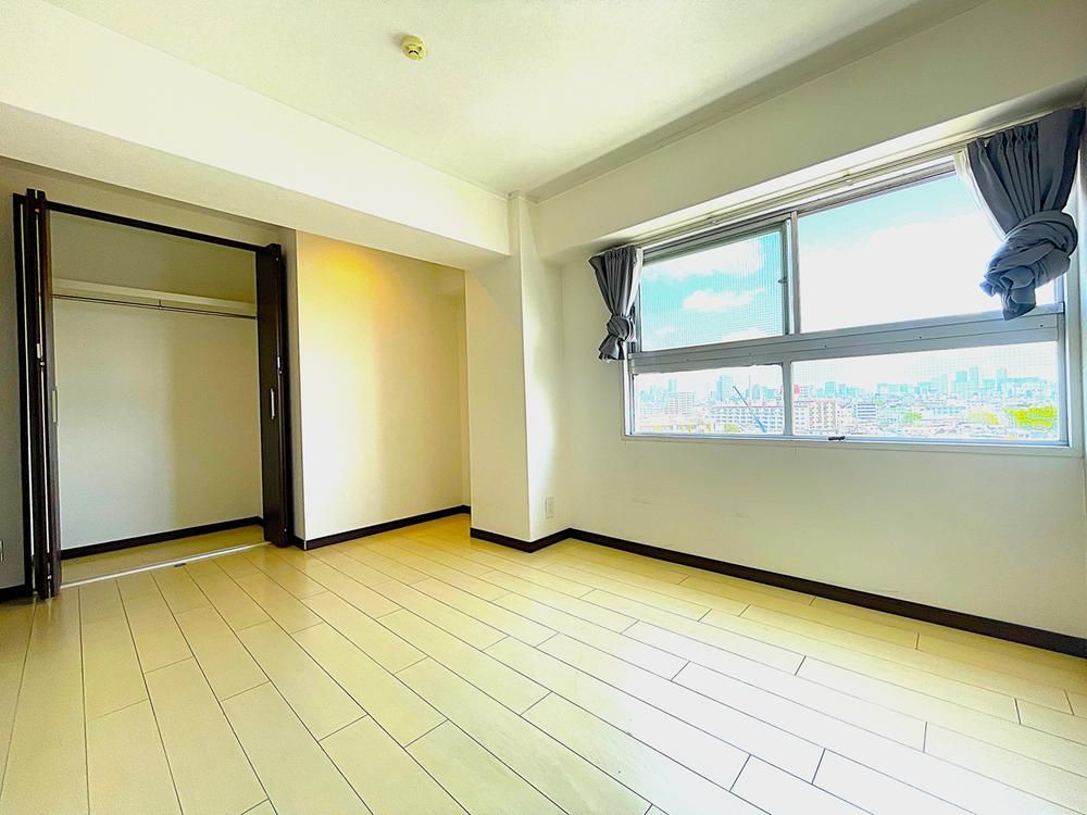 2LDK Condominium for Sale in Meguro-ku, Tokyo - Thumbnail 4
