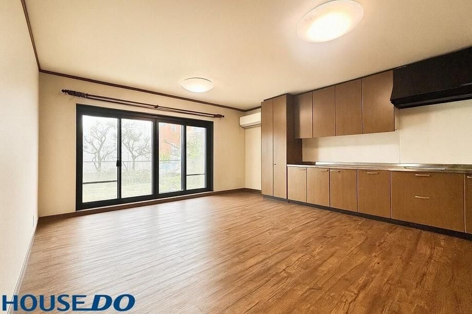 3LDK House for Sale in Yomitan, Okinawa | 37.8M Yen - Thumbnail 3