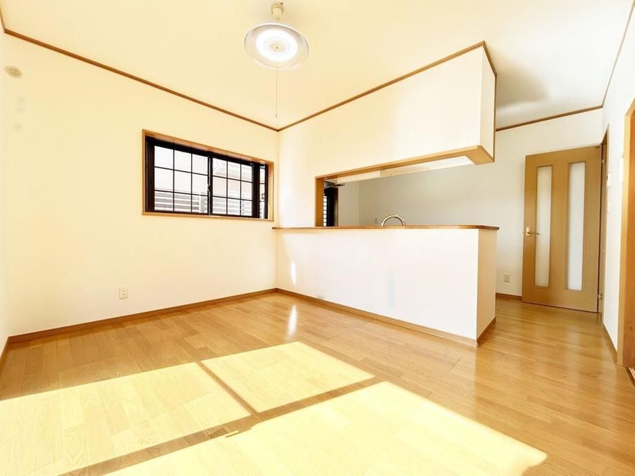 Renovated 4DK Detached House in Akiruno, Tokyo for 21.8M Yen - Thumbnail 2