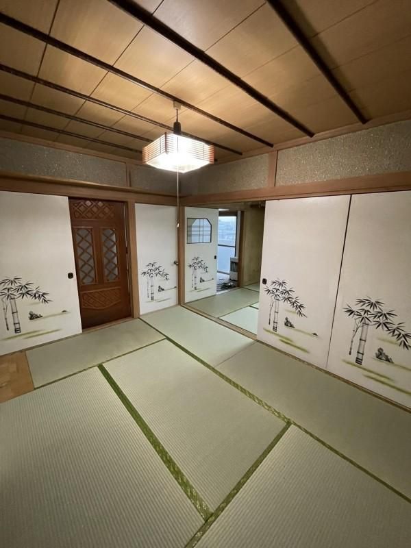 2LDK Apartment in Central Asahikawa, Hokkaido for 2.2 Million Yen - Thumbnail 3