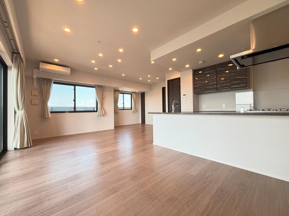 2LDK Apartment for Sale in Kirishima, Miyazaki City - Thumbnail 3