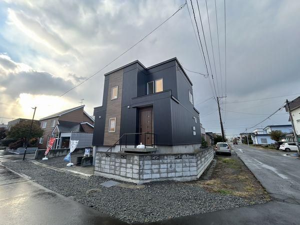 Renovated 3LDK+S House in Ishikari, Hokkaido with Parking - Thumbnail 2