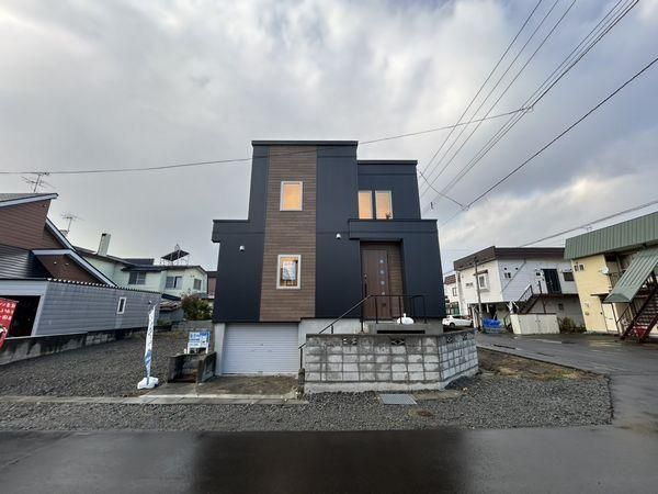 Renovated 3LDK+S House in Ishikari, Hokkaido with Parking - Thumbnail 3