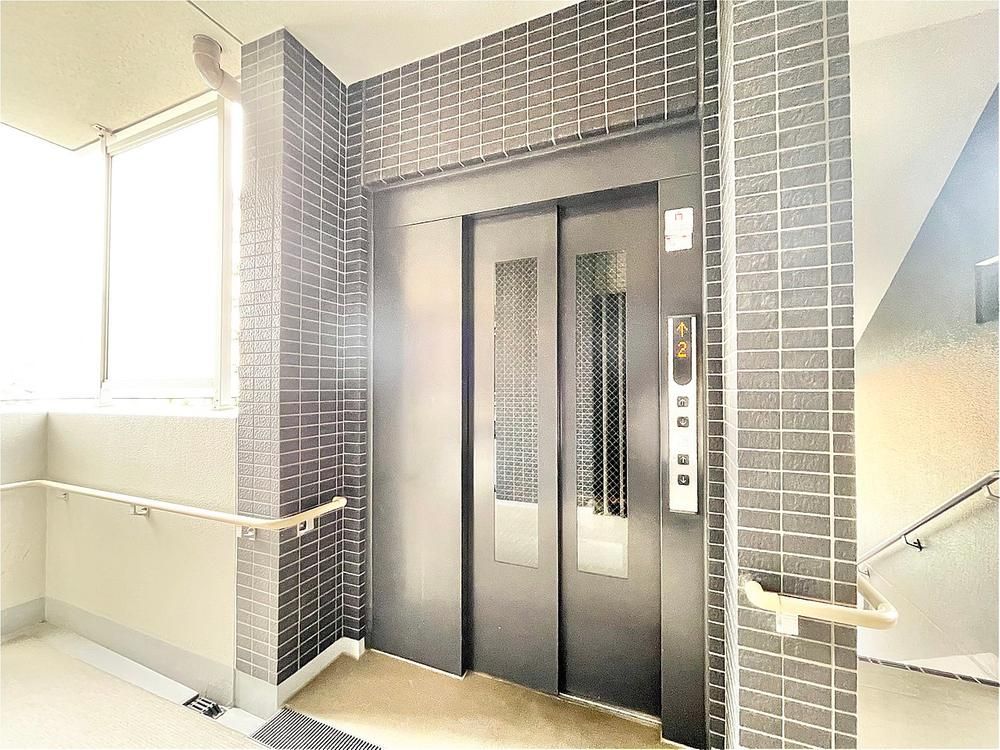 Renovated 3LDK Apartment Near Chuo Rinkan Station, Yamato - Thumbnail 2