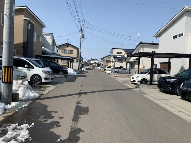 Near-New 3LDK+S Detached House with Solar Panels in Aizuwakamatsu - Thumbnail 4