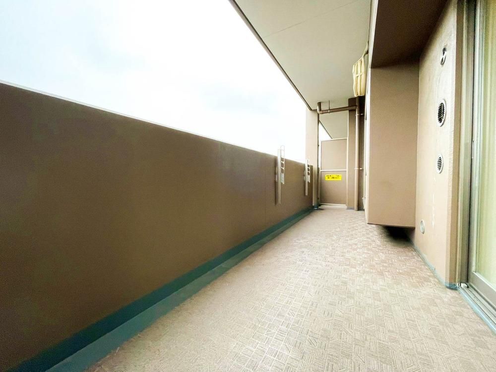Renovated 4LDK Apartment in Miyagino-ku, Sendai - Thumbnail 3