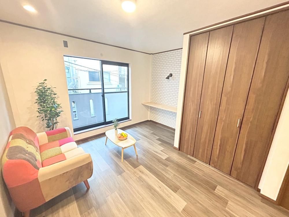 Renovated 4LDK House in Kita Ward, Osaka - Thumbnail 3
