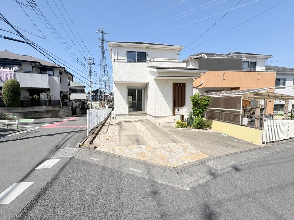 3LDK Detached House for Sale in Minami-ku, Saitama City - Thumbnail 2