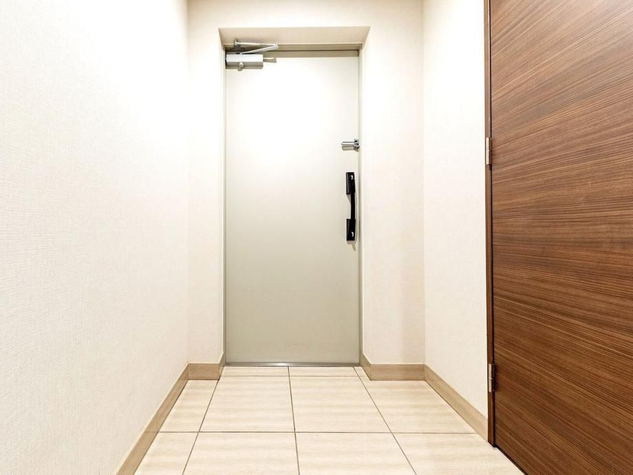 2LDK Apartment for Sale in Ebina, Kanagawa - 66.89m2 - Thumbnail 2