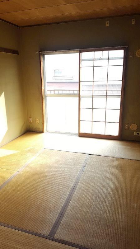 3LDK Apartment for Sale in Atsugi, Kanagawa - 90m2 - Thumbnail 4