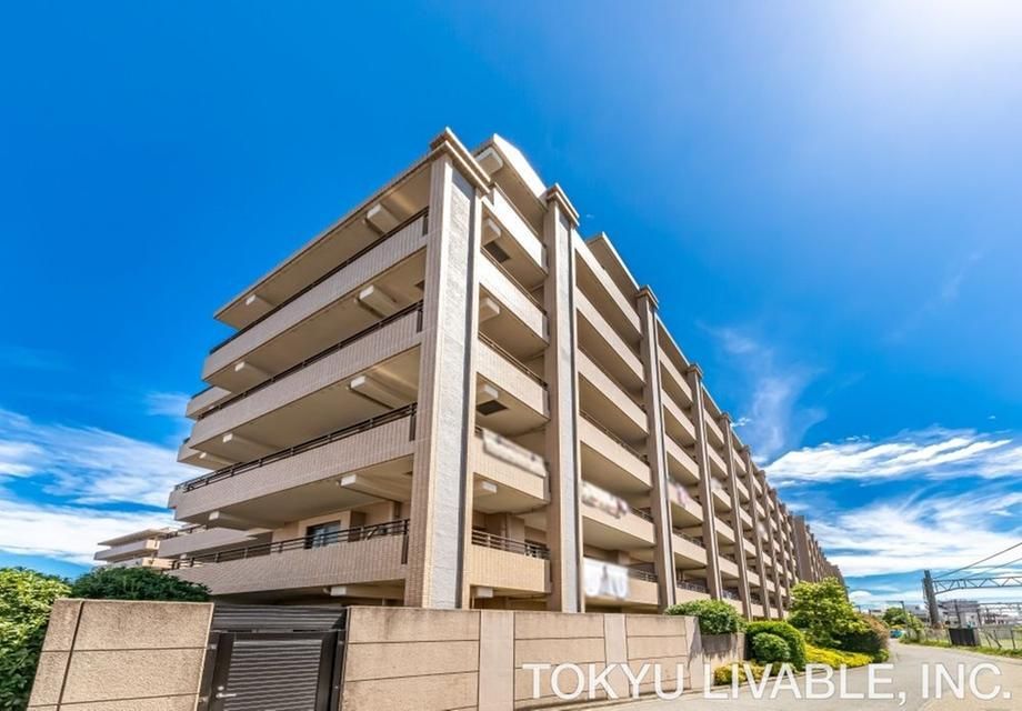 3LDK Apartment for Sale in Kawasaki Near Shukugawara Station - Thumbnail 2
