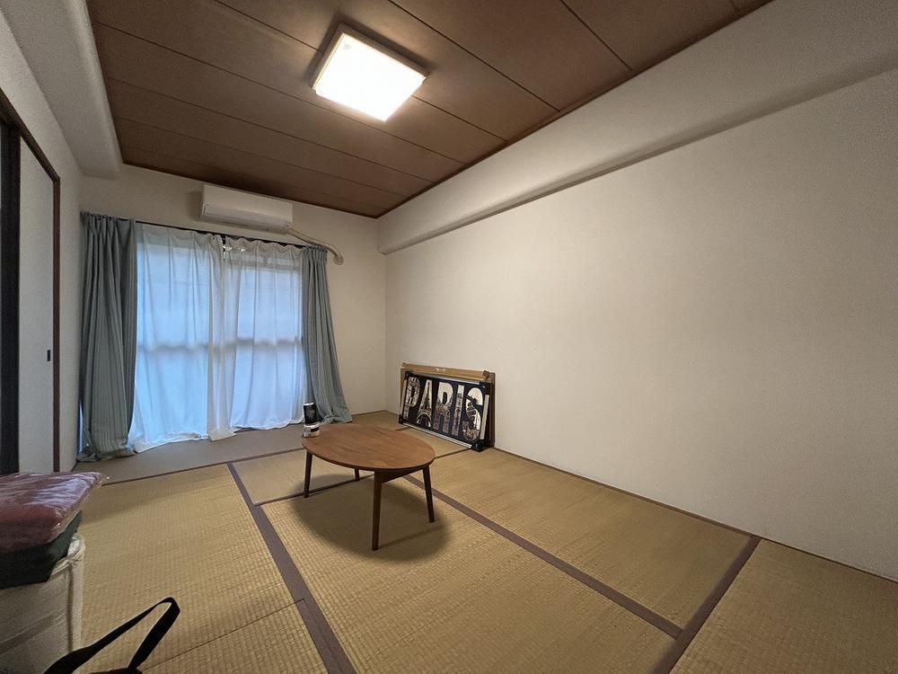 South-Facing 2LDK Apartment for Sale in Miyazaki City, 75.44m² - Thumbnail 3