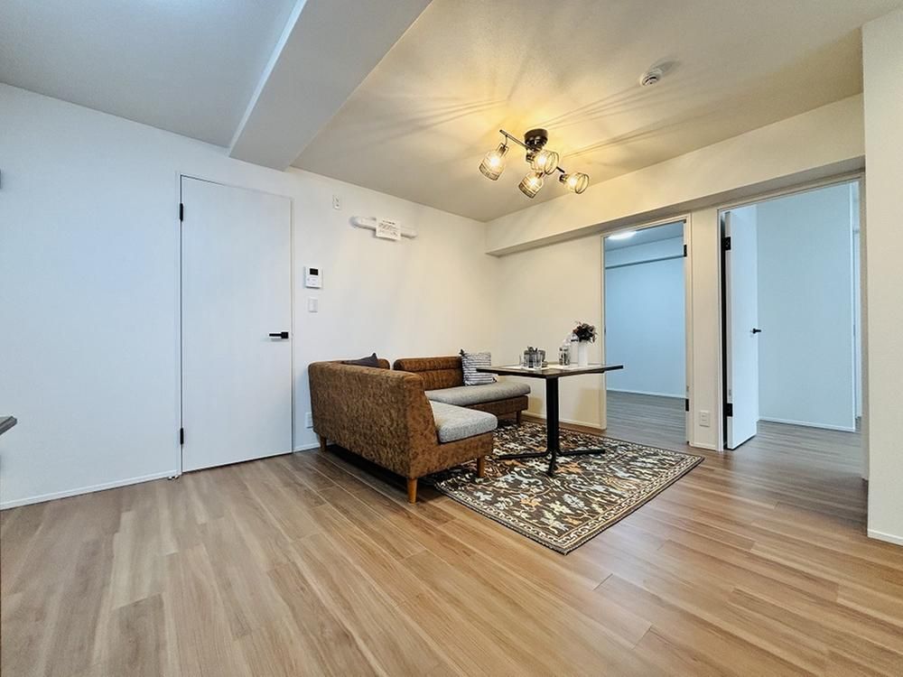 Renovated 2LDK Apartment in Kotoni, Sapporo for Sale - Thumbnail 4