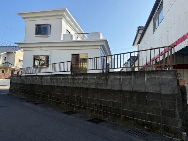 Renovated 3LDK RC House in Miyazaki City - 103.71 sqm - Thumbnail 3