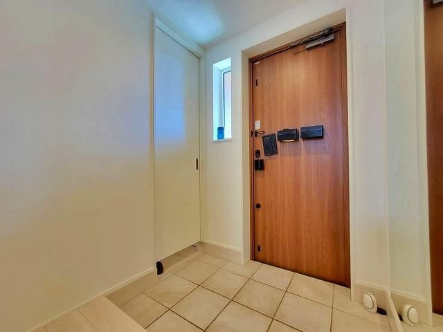 5LDK House for Sale in Moegino Higashi, Ebetsu, Hokkaido - Thumbnail 2