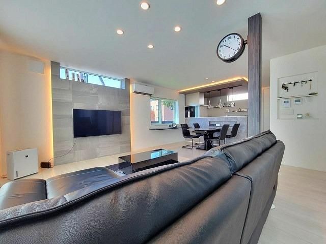 5LDK House for Sale in Moegino Higashi, Ebetsu, Hokkaido - Thumbnail 3