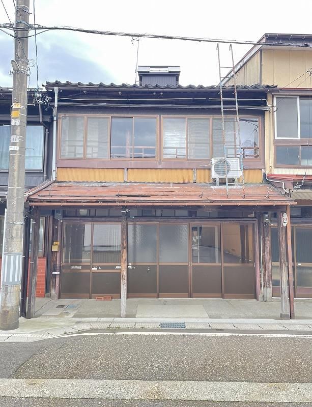 4LDK House for Sale in Joetsu City, Niigata - 305 sqm Land - Thumbnail 2