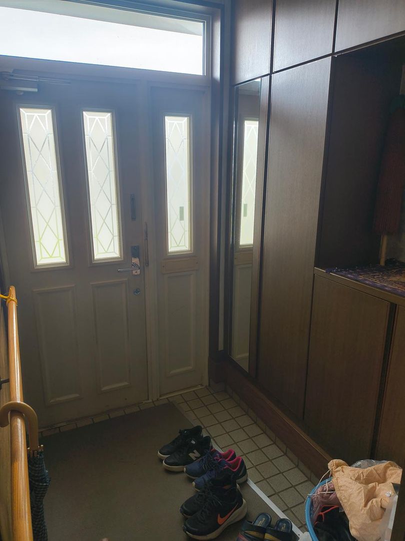 4LDK House on Large Corner Lot in Hakodate, Hokkaido - Thumbnail 2