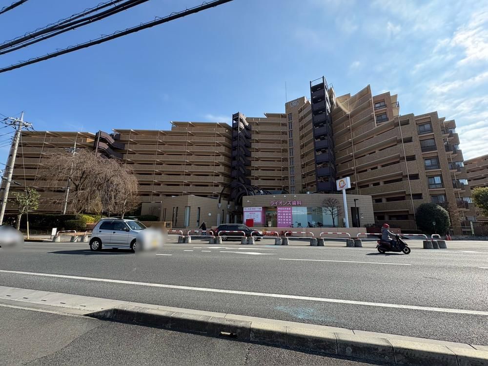 2LDK Apartment for Sale in Saitama City, Minuma-ku - Thumbnail 4