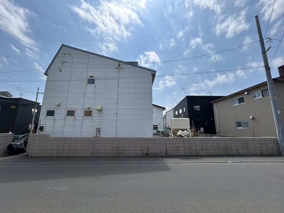 Land for Sale in Shiroishi Ward, Sapporo - 238m2 Corner Lot - Thumbnail 2