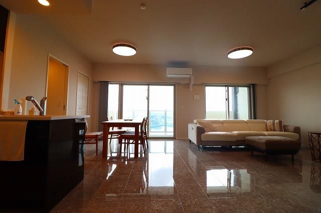 2LDK Apartment for Sale in Itoman, Okinawa - 77.23m2 - Thumbnail 4