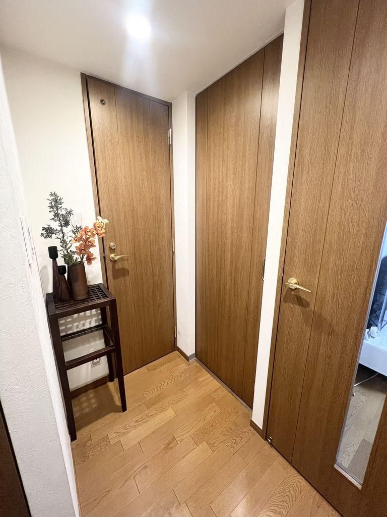 Dai-Ni Sunrise Gotanda 2LDK Apartment for Sale in Shinagawa - Thumbnail 4