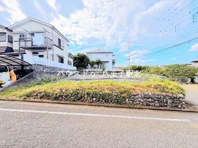 Land for Sale in Hachioji, Tokyo - 60 Tsubo Corner Plot - Thumbnail 2