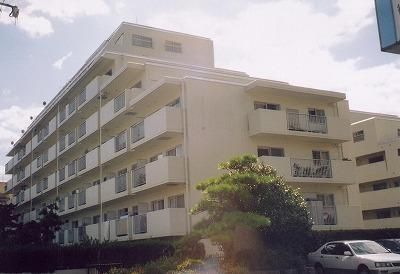 Renovated 1LDK Apartment with Garden Near Dogo Onsen, Matsuyama - Thumbnail 2